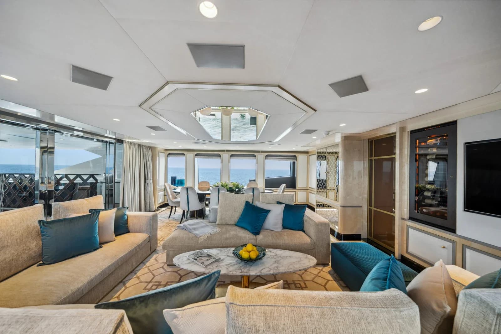 Benetti Bombay — photo 7